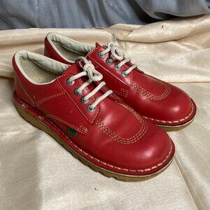 lo-kick red kickers (rare)